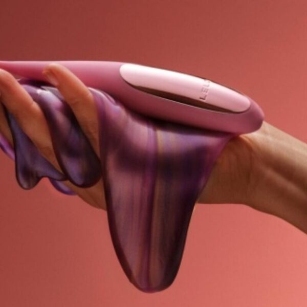 LELO Dot Travel — Clitoral Stimulator, Silicone, Pink — Clitoral Stimulators — view 6