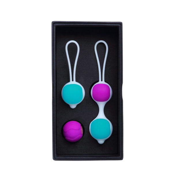 Pretty Love Flirtation Deluxe — Kegel Balls — Ben Wa Balls — view 5