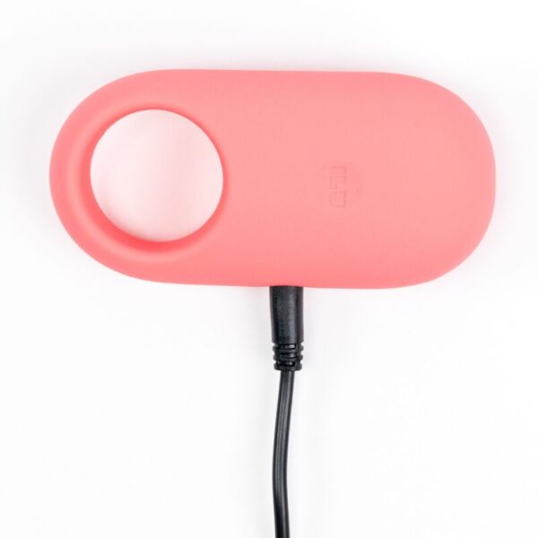 Je Joue ILY — Vibrating Cock Ring — Cock Rings — view 4