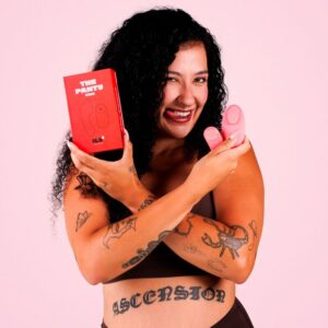 Je Joue ILY — Panty Vibrator, Remote Control — Couples