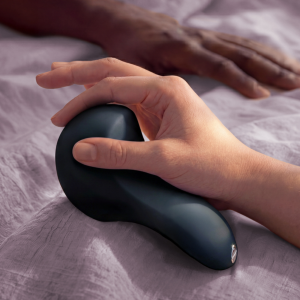 We-Vibe Shared Touch — Couples Vibrator, App-Controlled, Black — Clitoral Stimulators — view 9